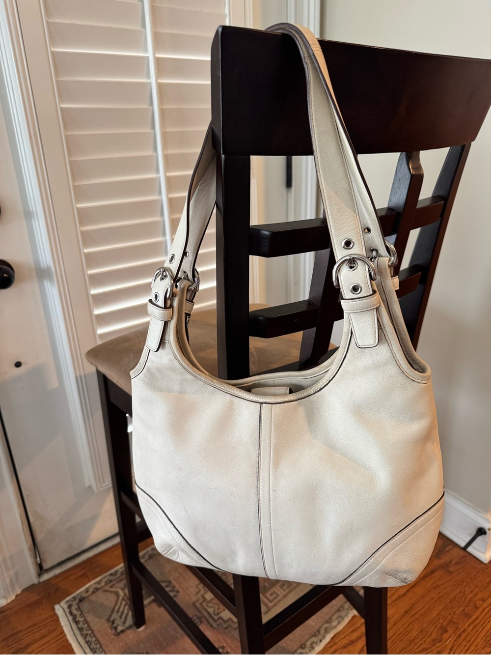 Vintage 2003 COACH Legacy SoHo
Hobo #9249 Leather Eggshell Handbag - Picture 2 of 15